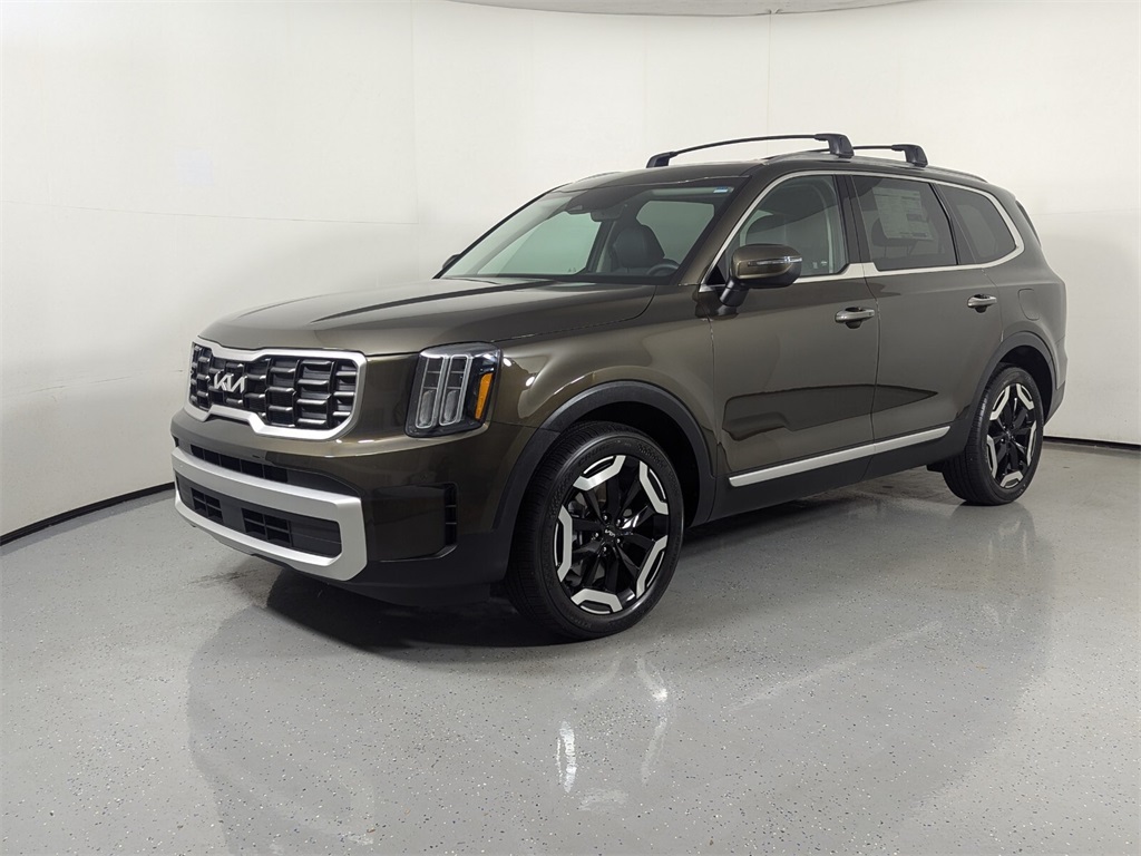 2024 Kia Telluride S 3