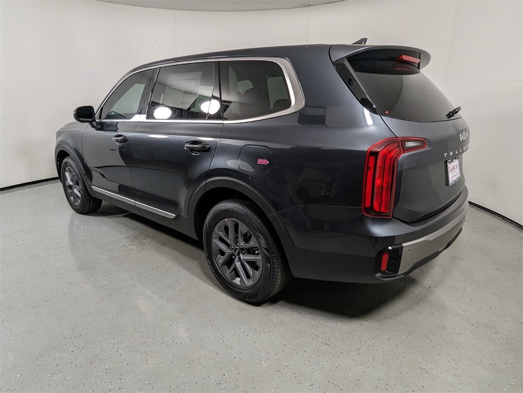 2024 Kia Telluride LX 5