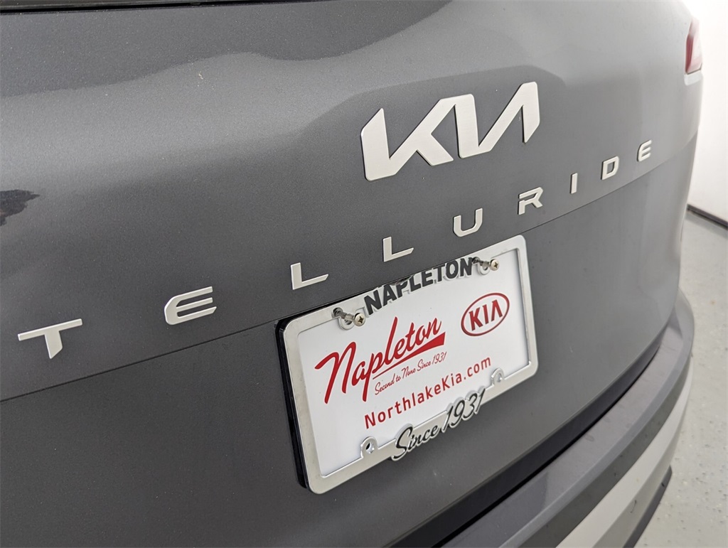 2024 Kia Telluride LX 8