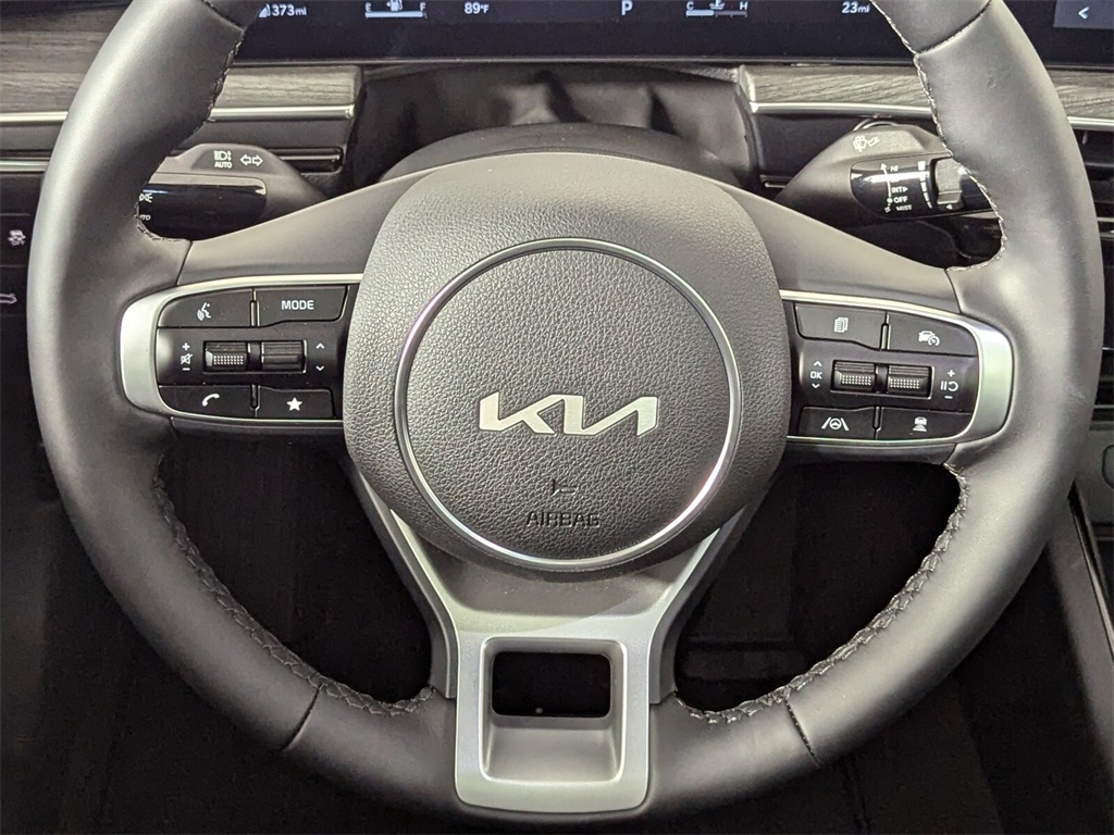 2025 Kia K5 EX 12