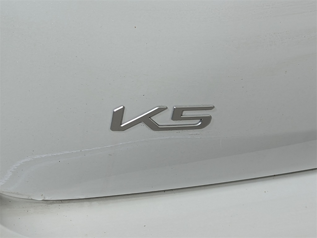 2025 Kia K5 LXS 8