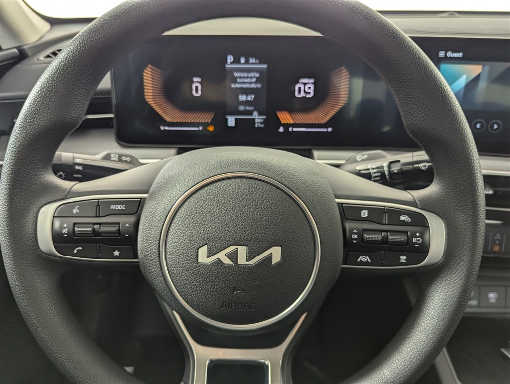 2025 Kia K5 LXS 17