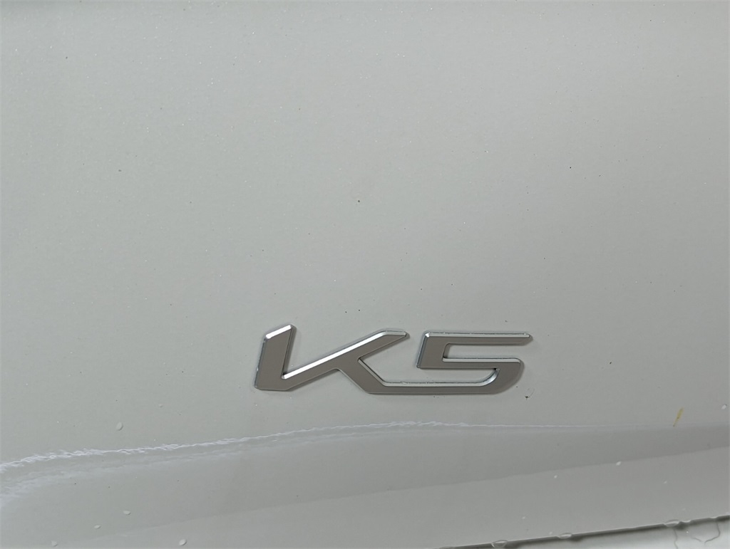 2025 Kia K5 LXS 8