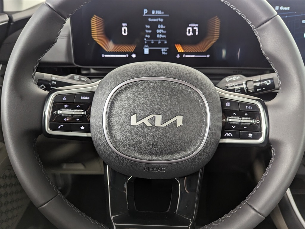 2025 Kia Carnival LXS 15