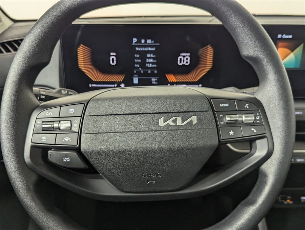 2025 Kia K4 LXS 17