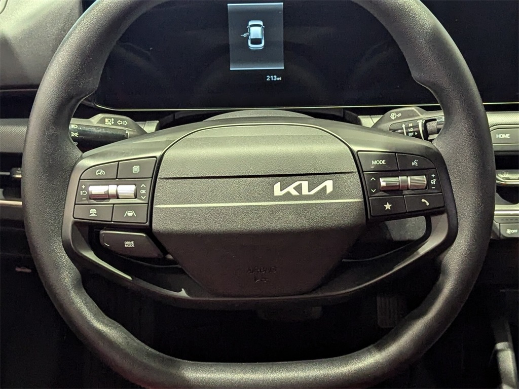 2025 Kia K4 LXS 16