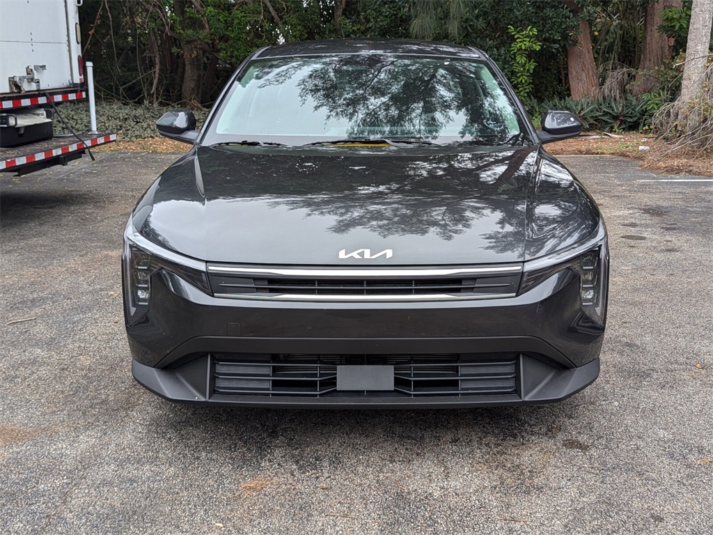 2025 Kia K4 LXS 2