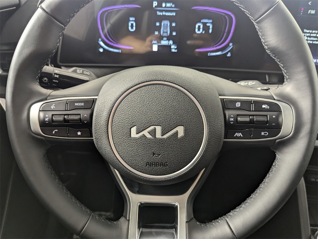 2025 Kia Sportage EX 17