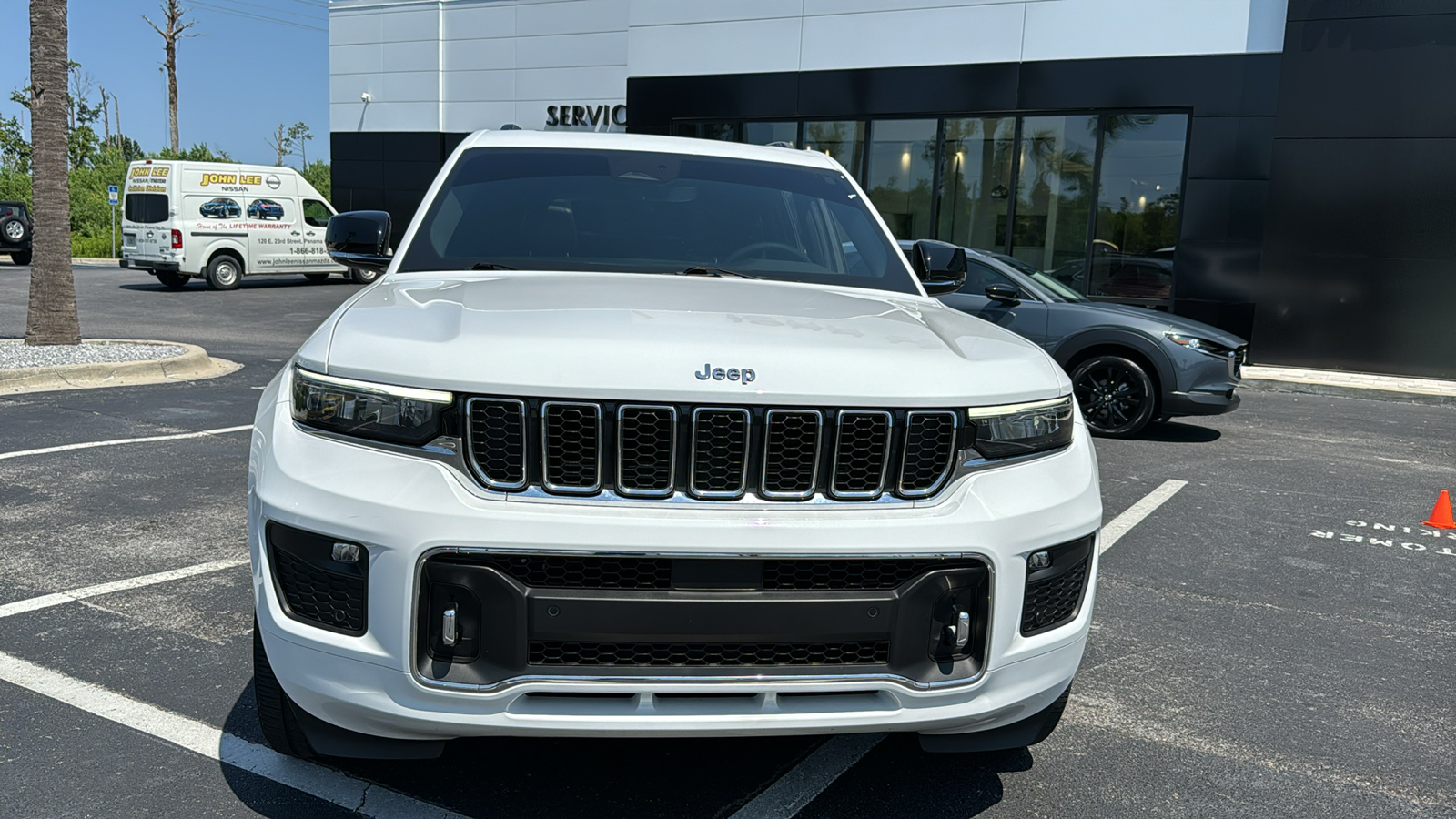 2023 Jeep Grand Cherokee L Overland 3