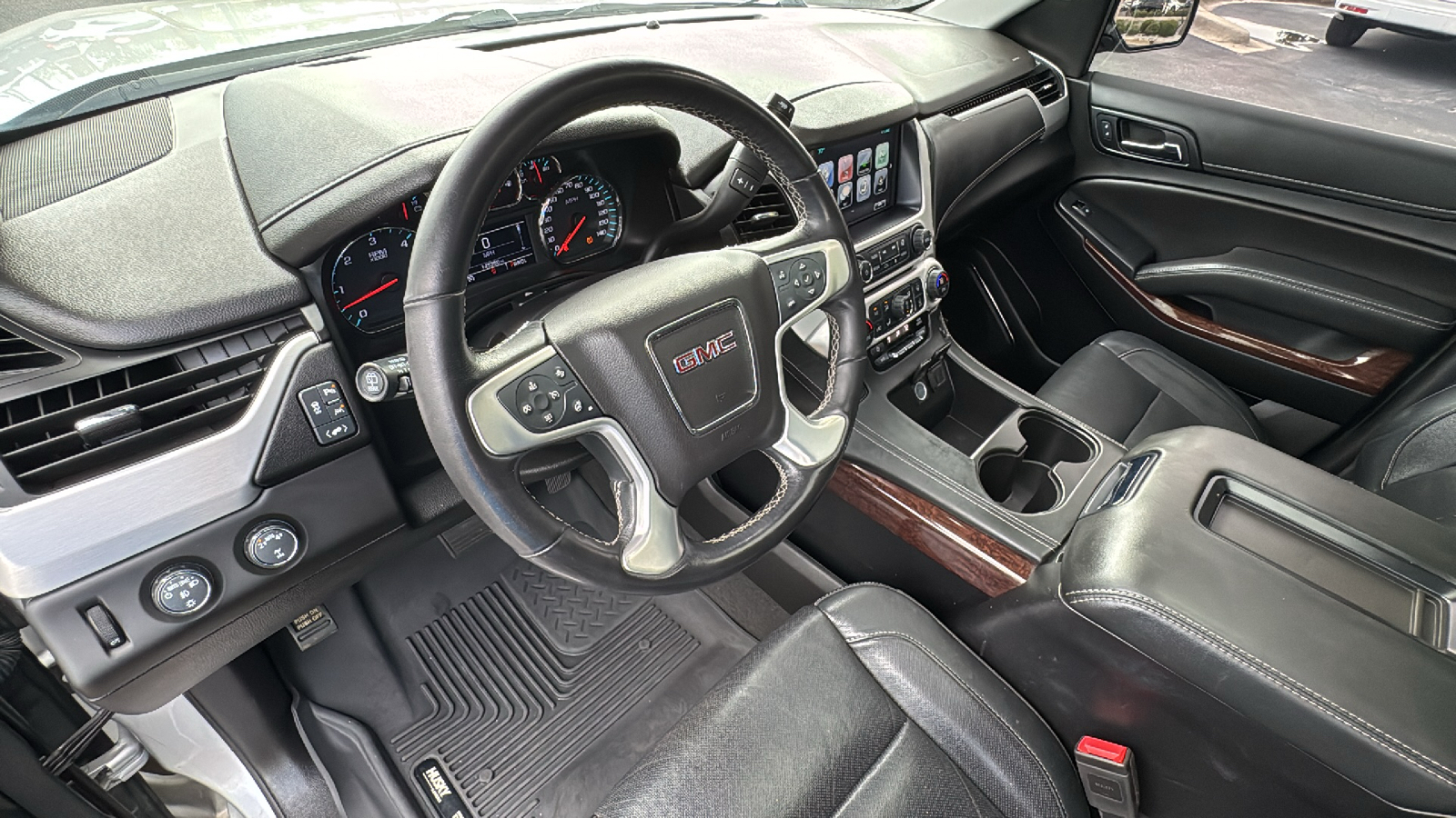 2019 GMC Yukon XL SLT 18