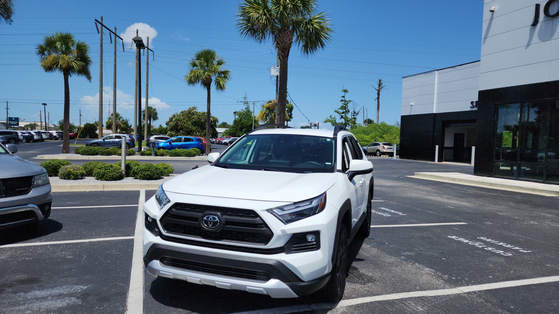 2023 Toyota RAV4 Adventure 3