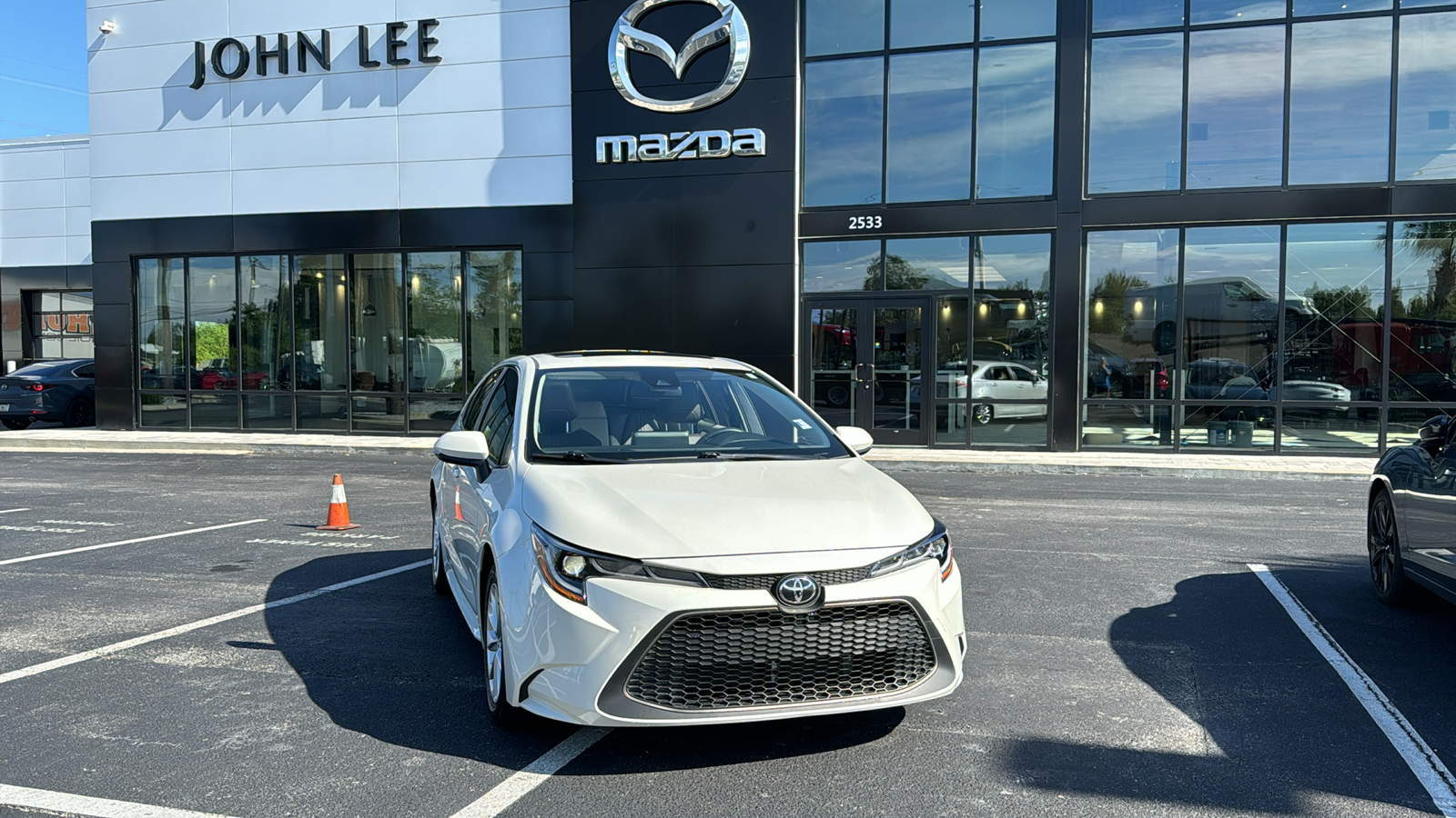 2020 Toyota Corolla XLE 1