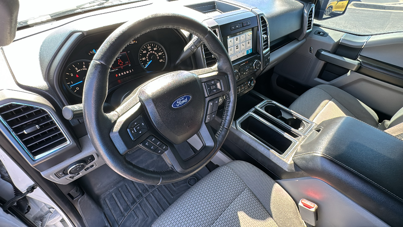 2017 Ford F-150 XLT 14