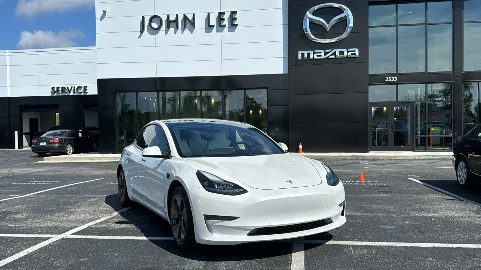 2021 Tesla Model 3 Standard Range Plus 1