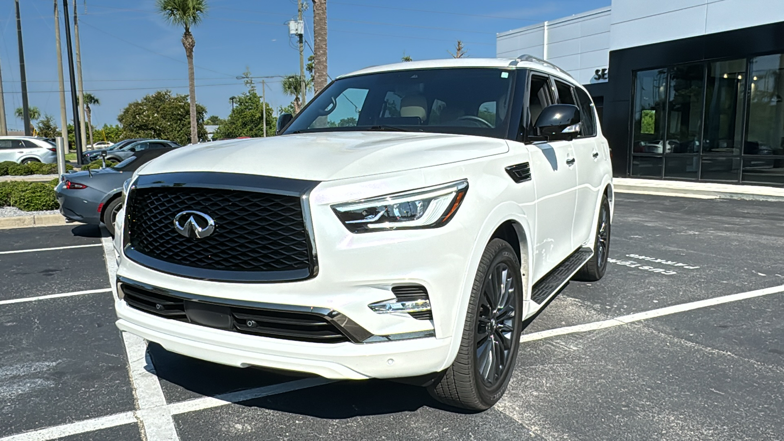 2024 INFINITI QX80 Sensory 4