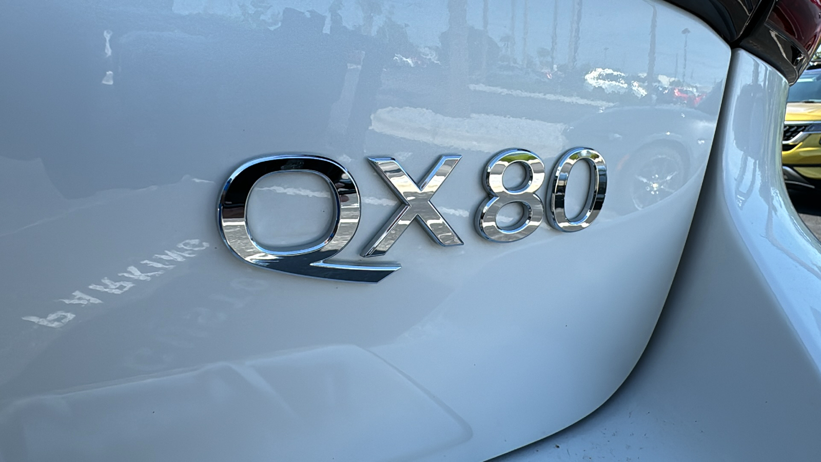 2024 INFINITI QX80 Sensory 8