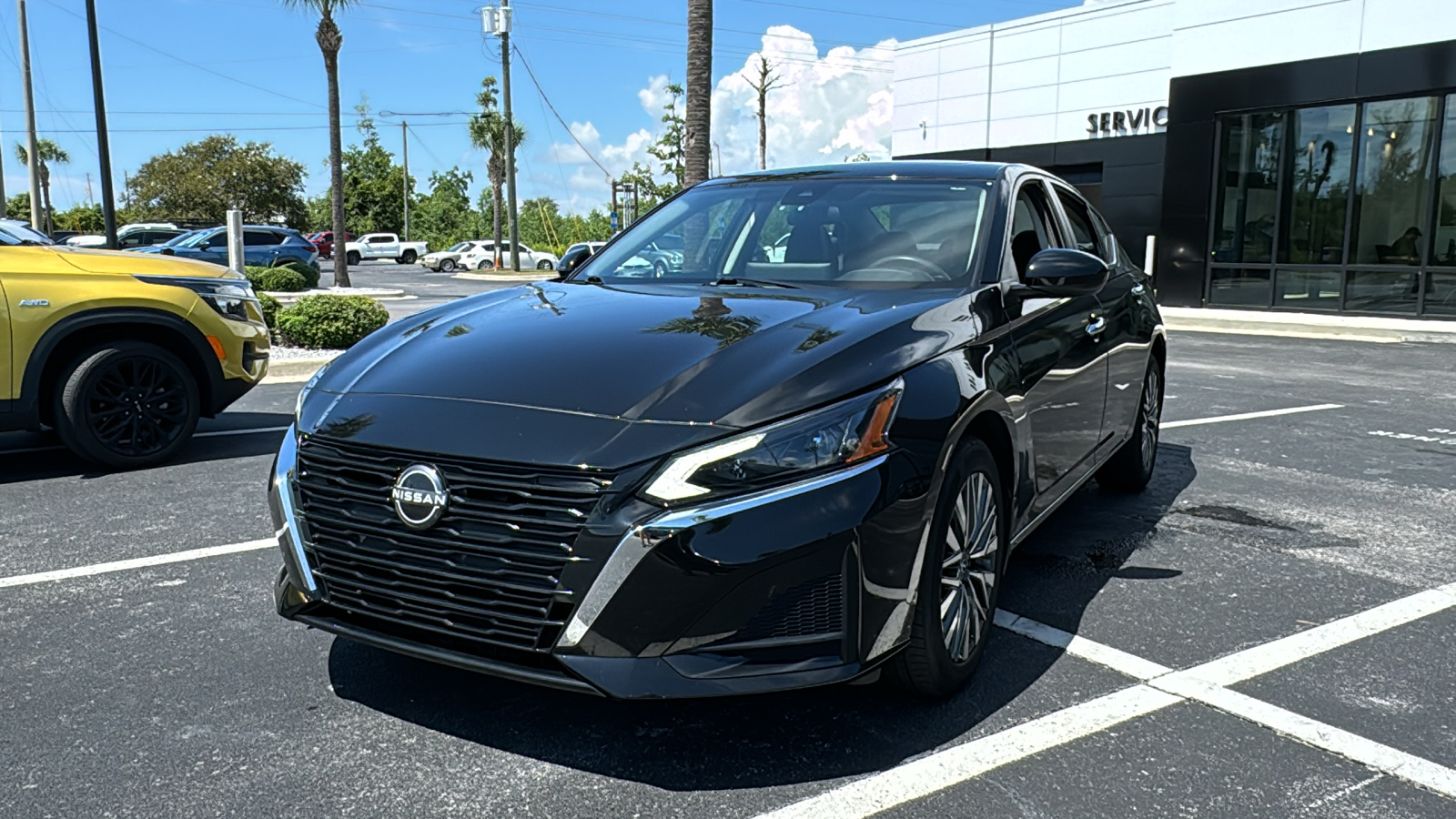 2023 Nissan Altima 2.5 SV 4