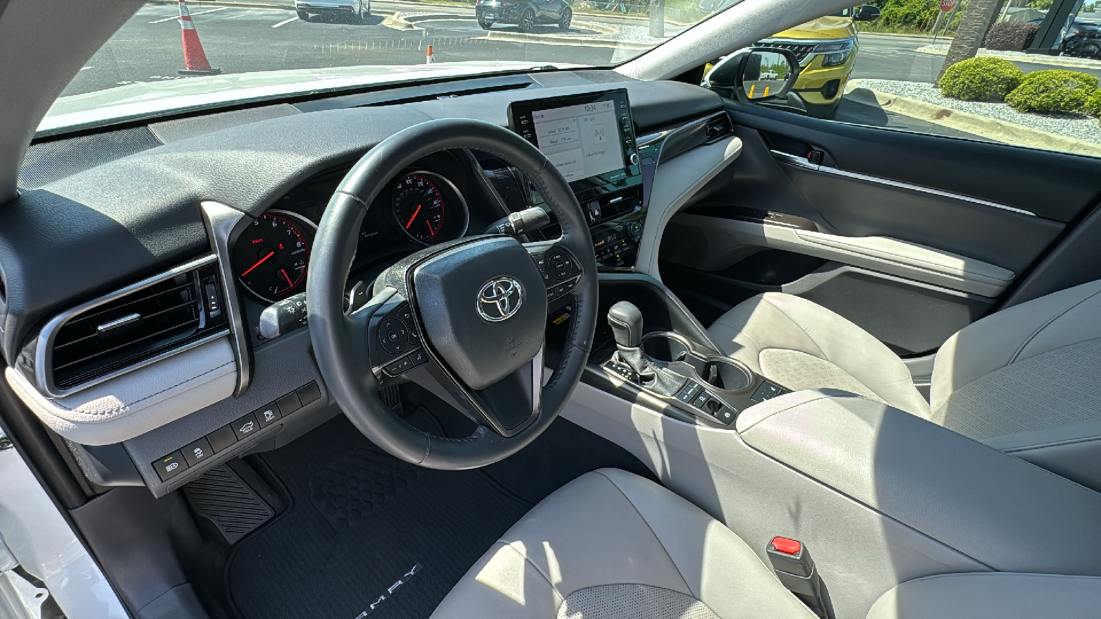 2022 Toyota Camry XSE 13
