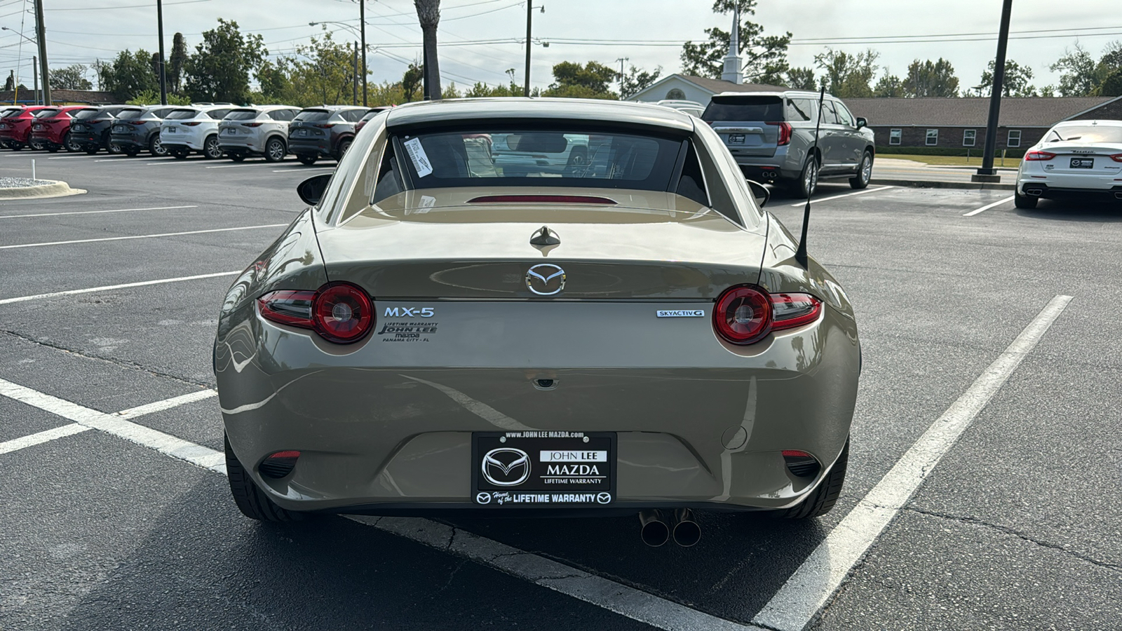 2024 Mazda MX-5 Miata RF Grand Touring 6