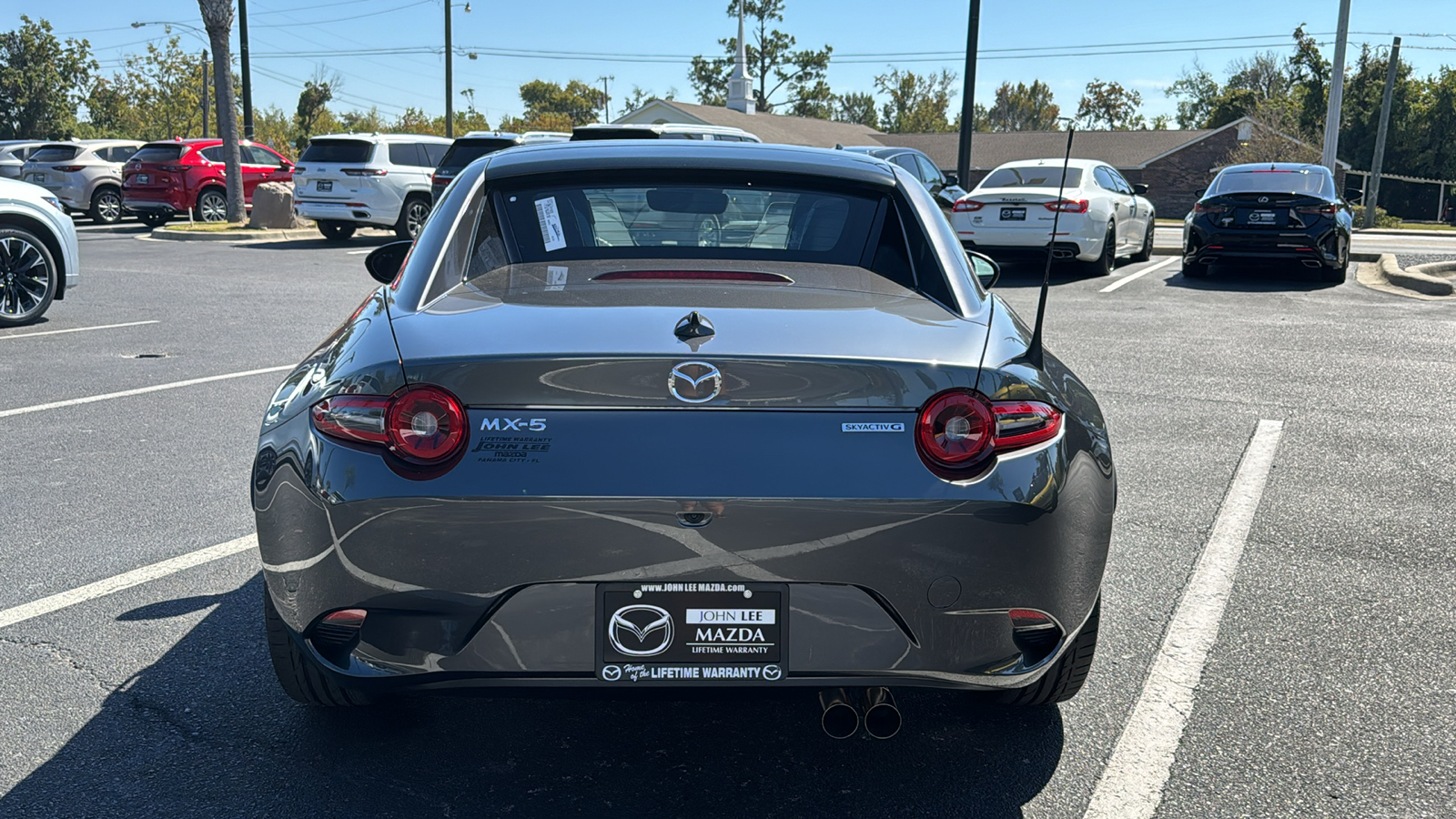 2024 Mazda MX-5 Miata RF Grand Touring 6