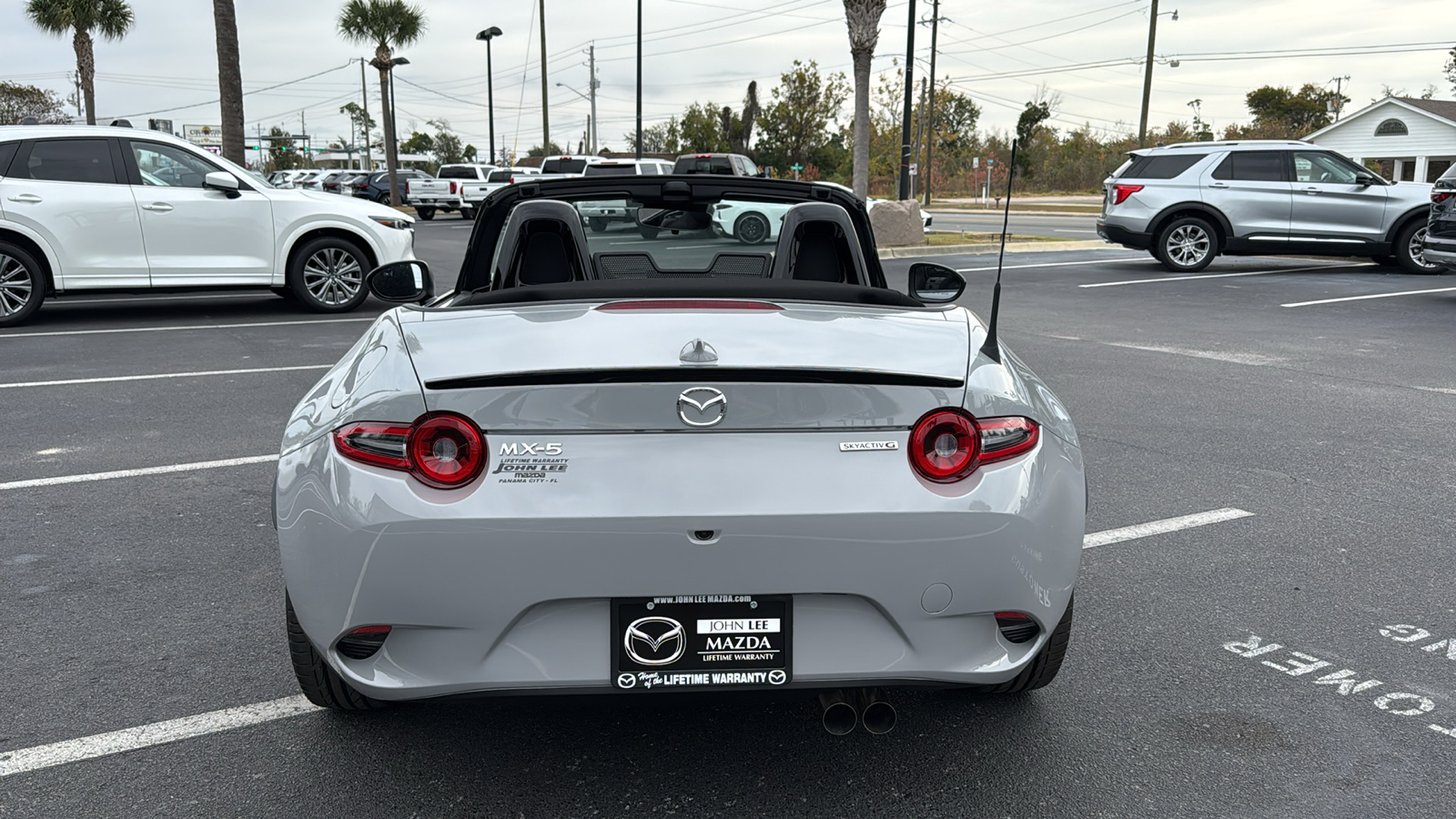 2024 Mazda MX-5 Miata Club 6