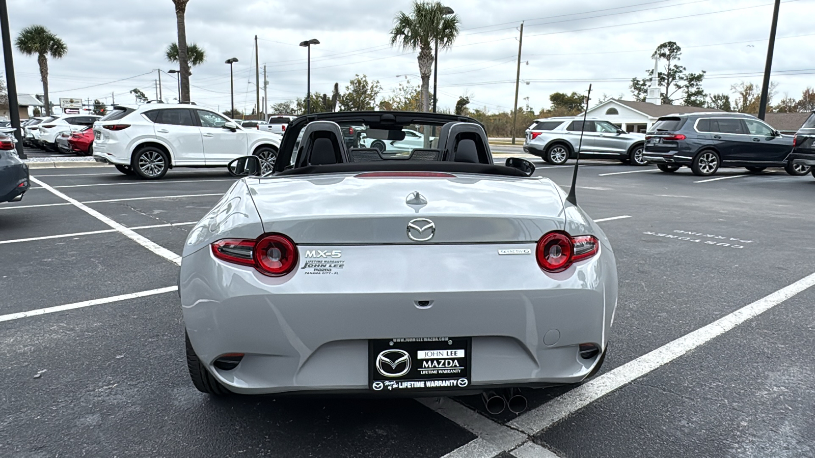 2024 Mazda MX-5 Miata Grand Touring 6