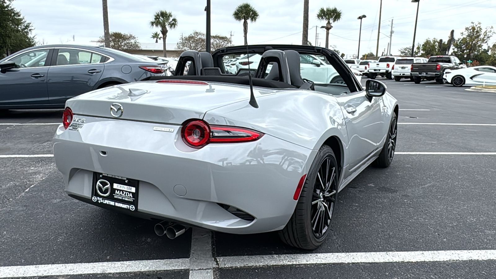 2024 Mazda MX-5 Miata Grand Touring 10