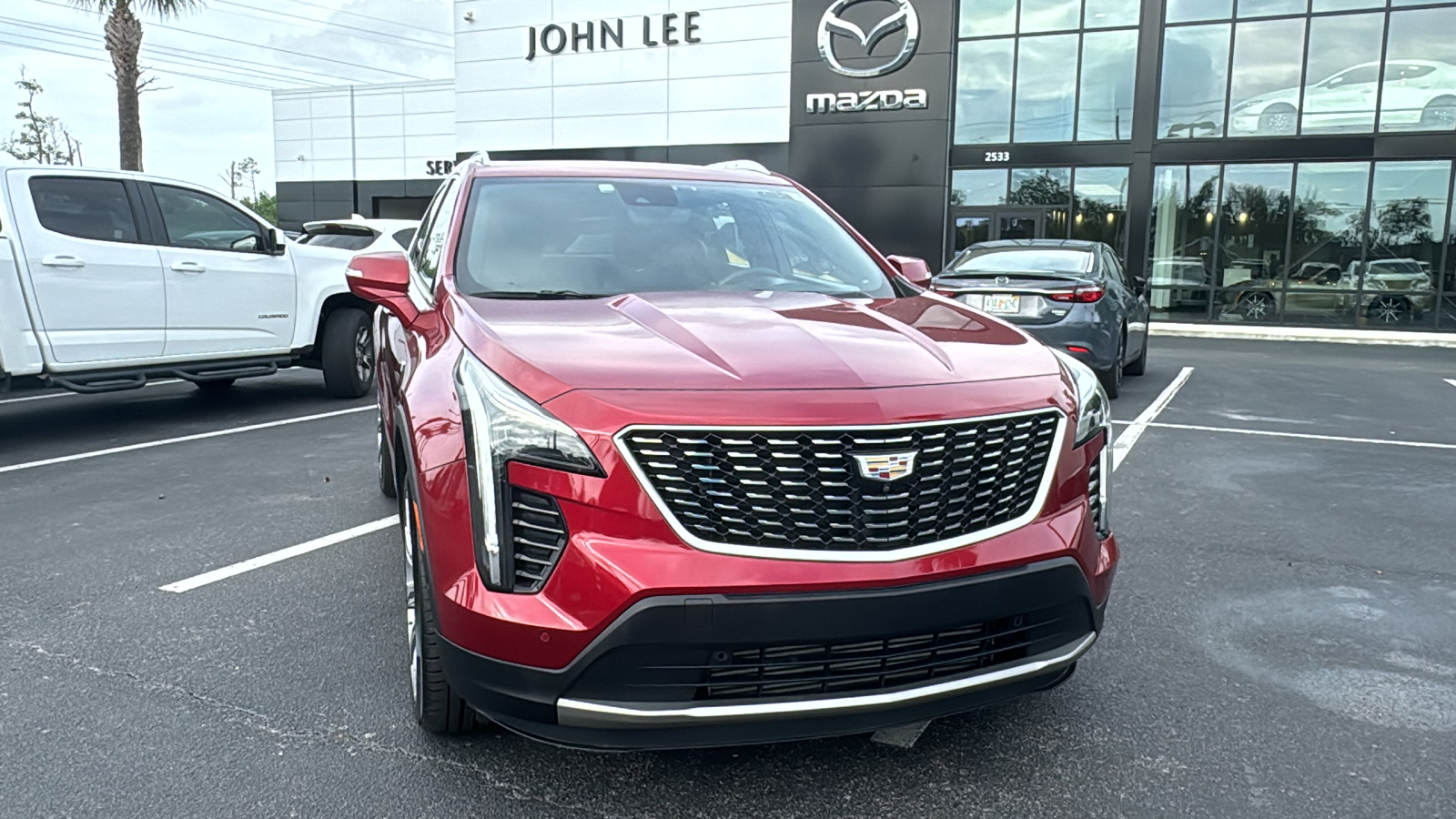 2019 Cadillac XT4 Premium Luxury 2