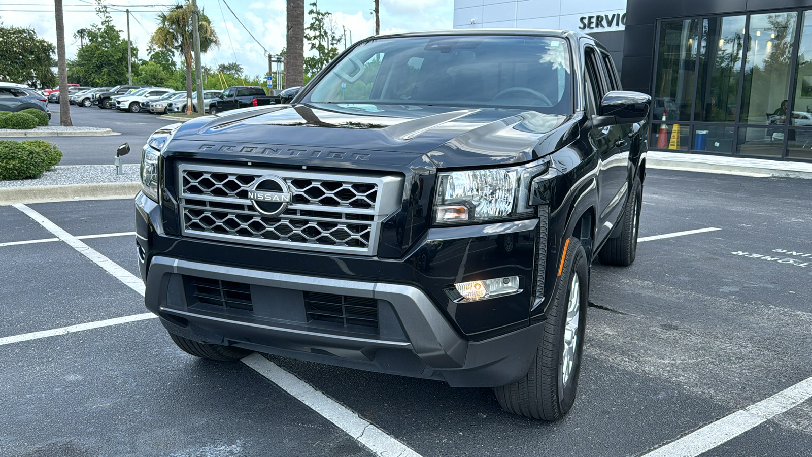 2022 Nissan Frontier SV 4