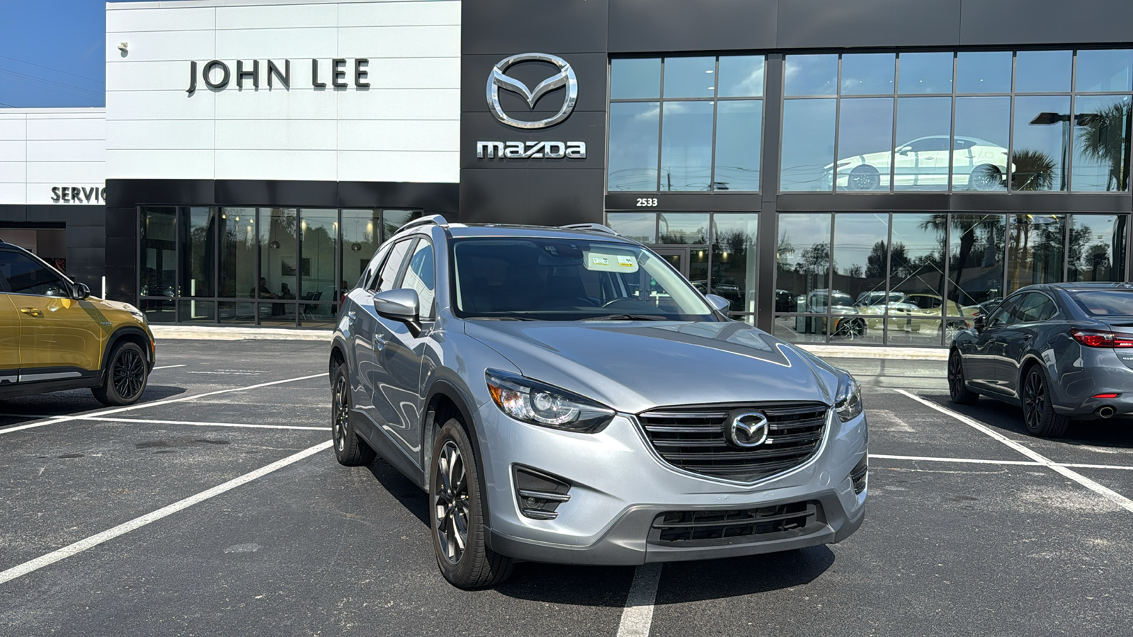 2016 Mazda CX-5 Grand Touring 1