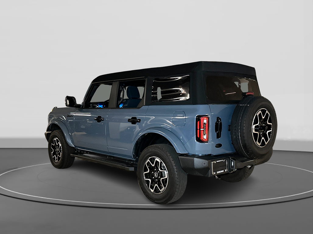 2023 Ford Bronco Outer Banks 3