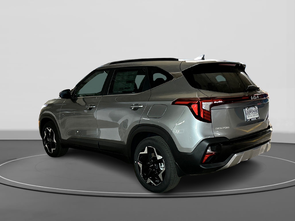 2024 Kia Seltos EX 2