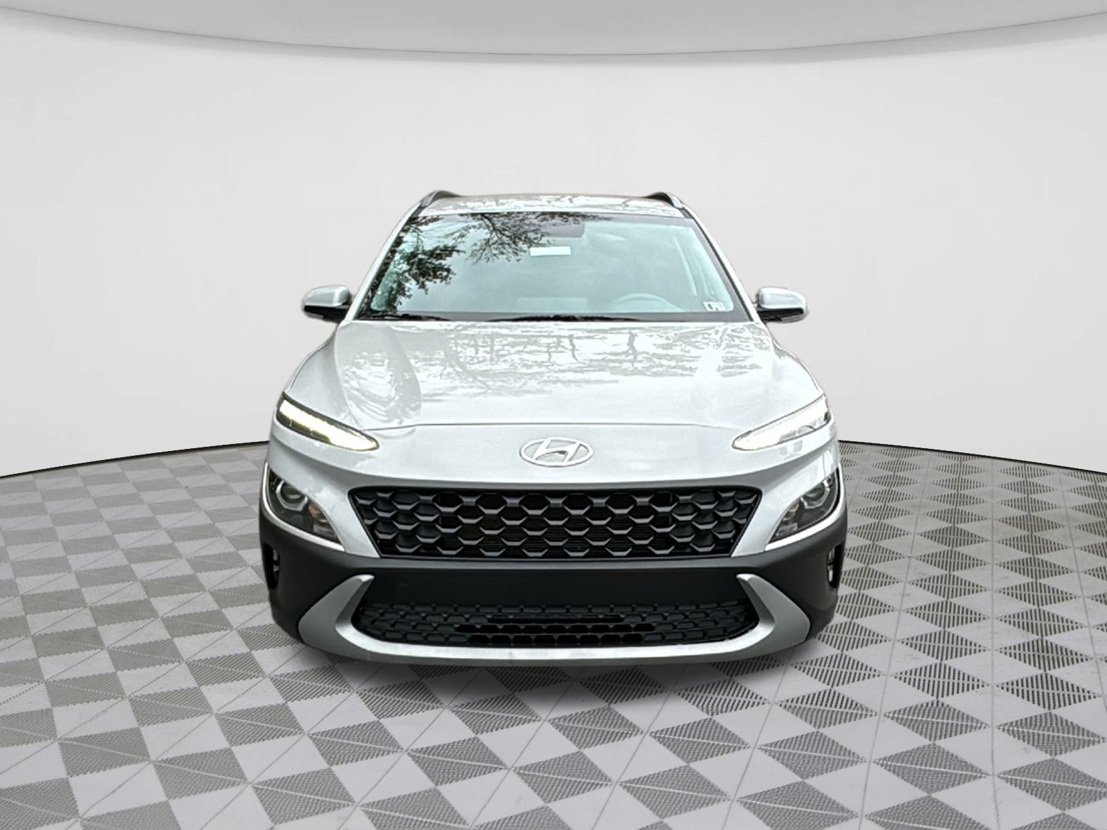 2022 Hyundai Kona SEL 2