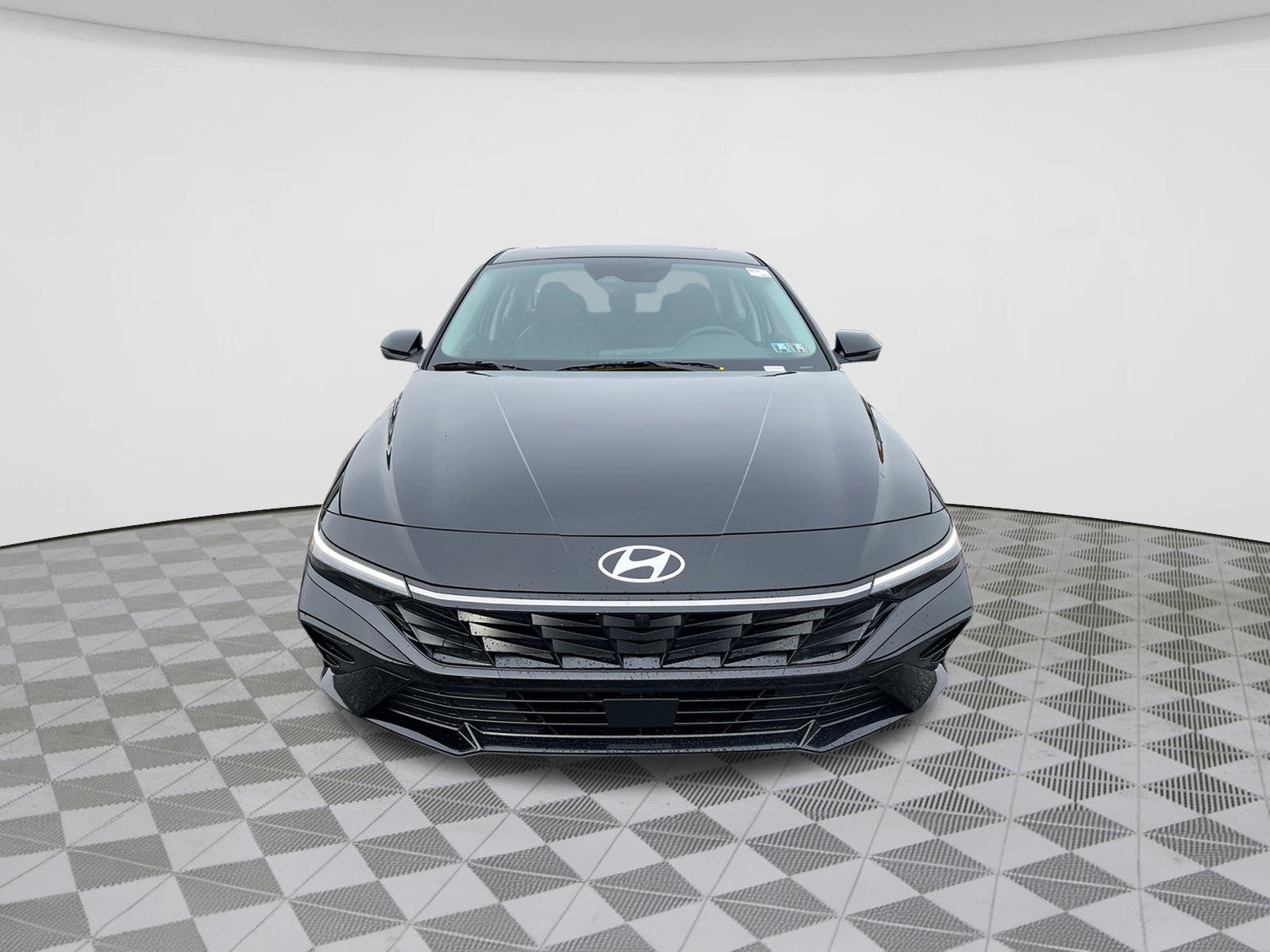 2024 Hyundai Elantra Limited 2