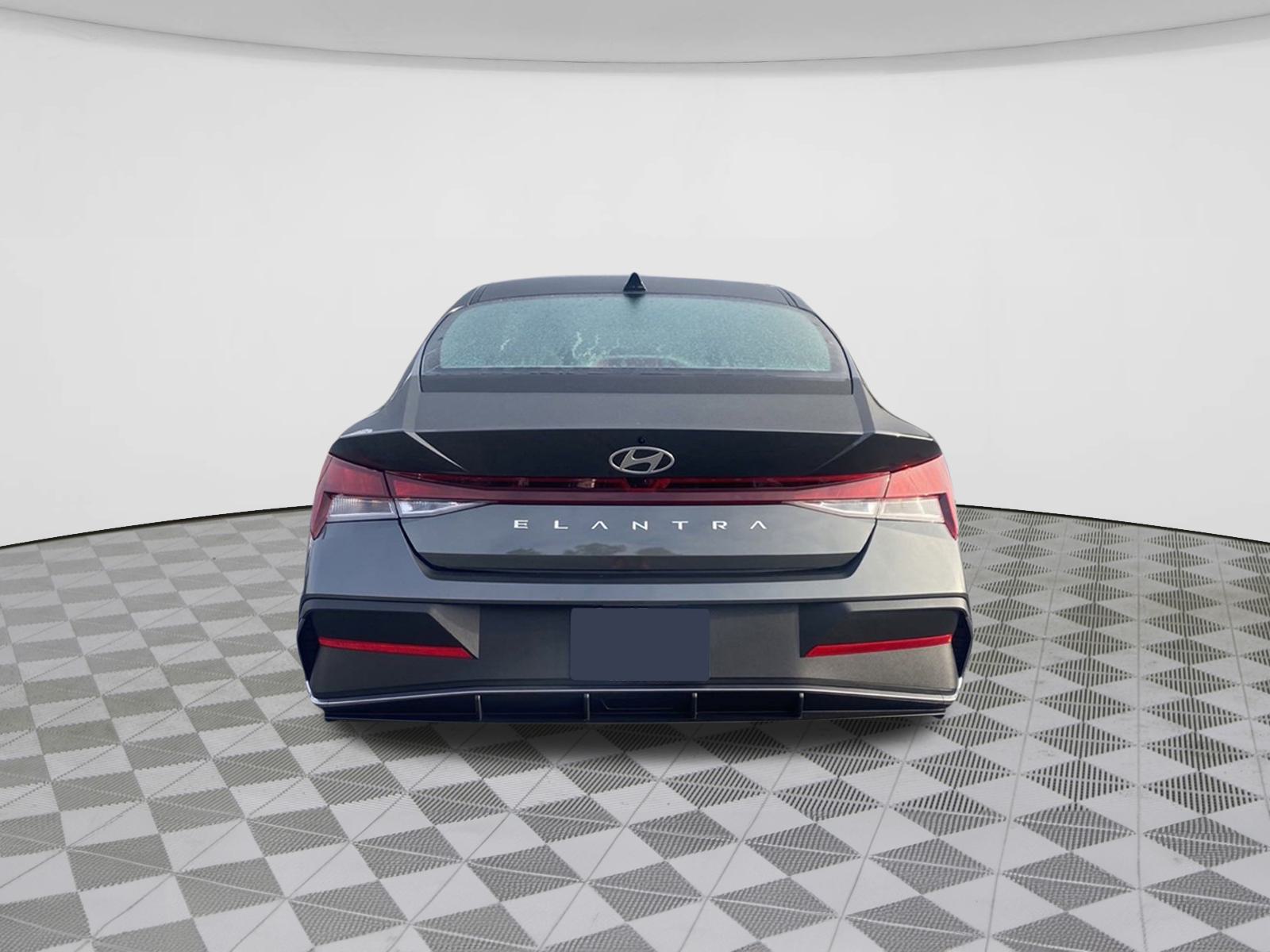 2024 Hyundai Elantra SEL 6