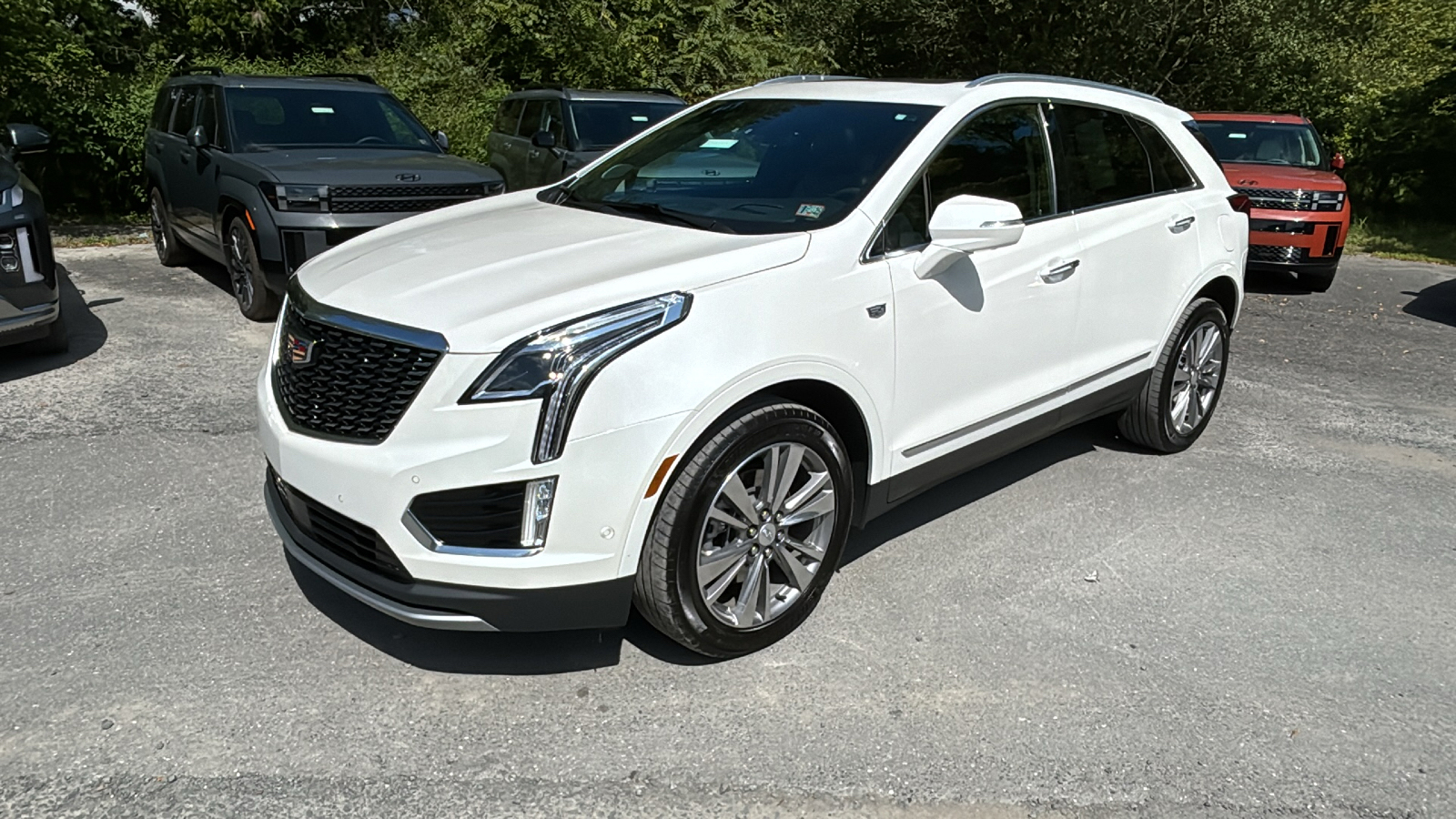 2022 Cadillac XT5 Premium Luxury 3