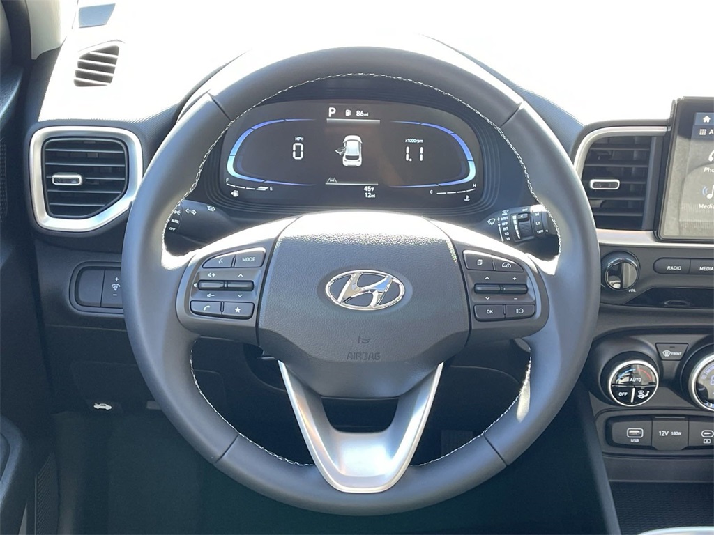 2024 Hyundai Venue SEL 17