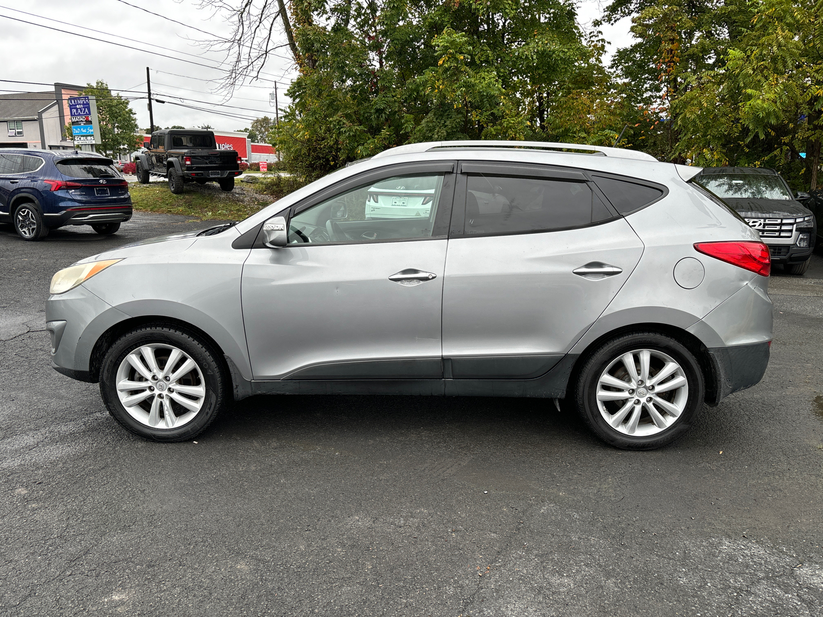 2010 Hyundai Tucson Limited 4