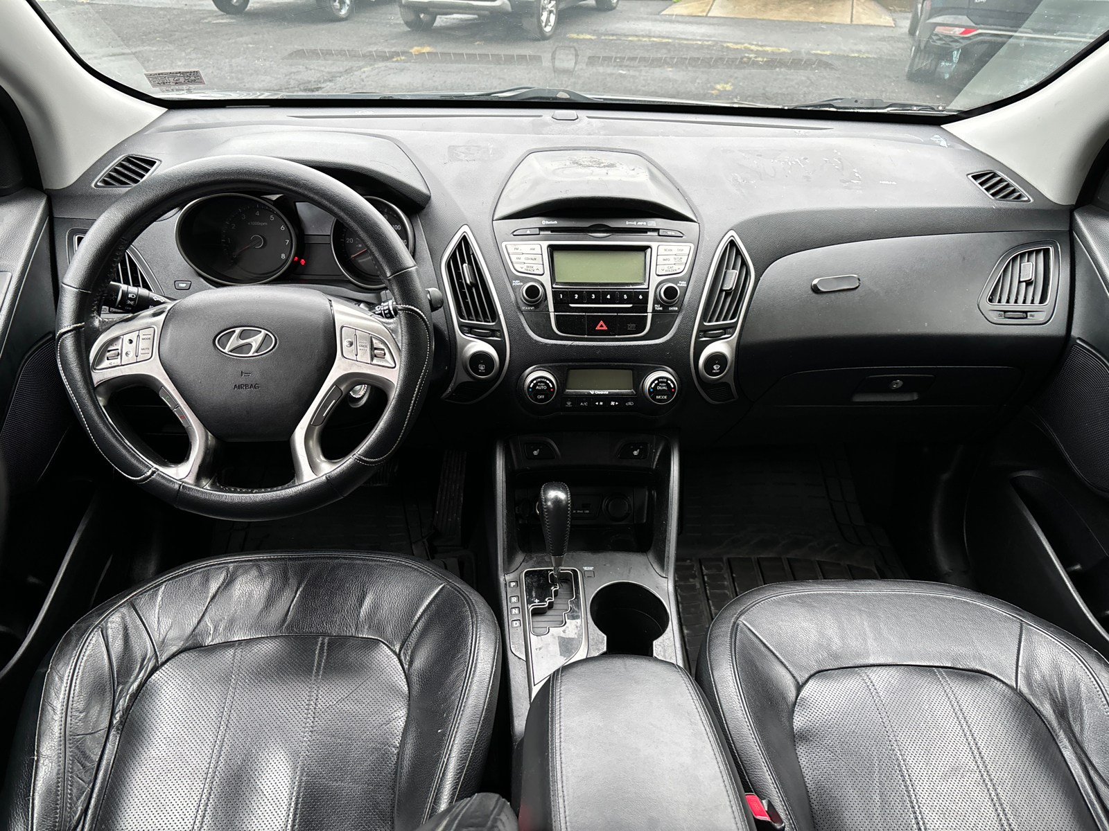 2010 Hyundai Tucson Limited 17