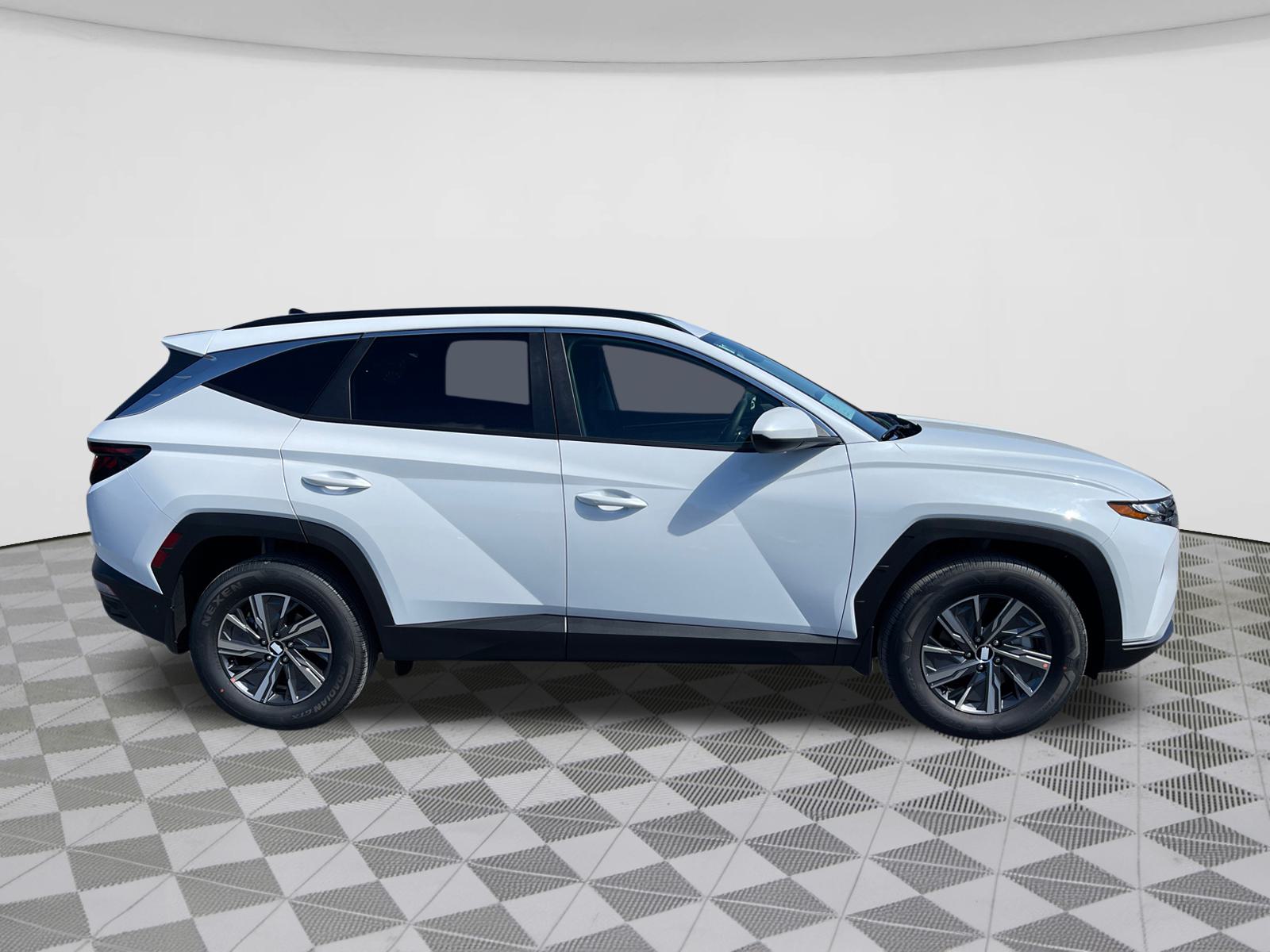 2024 Hyundai Tucson Hybrid Blue 7