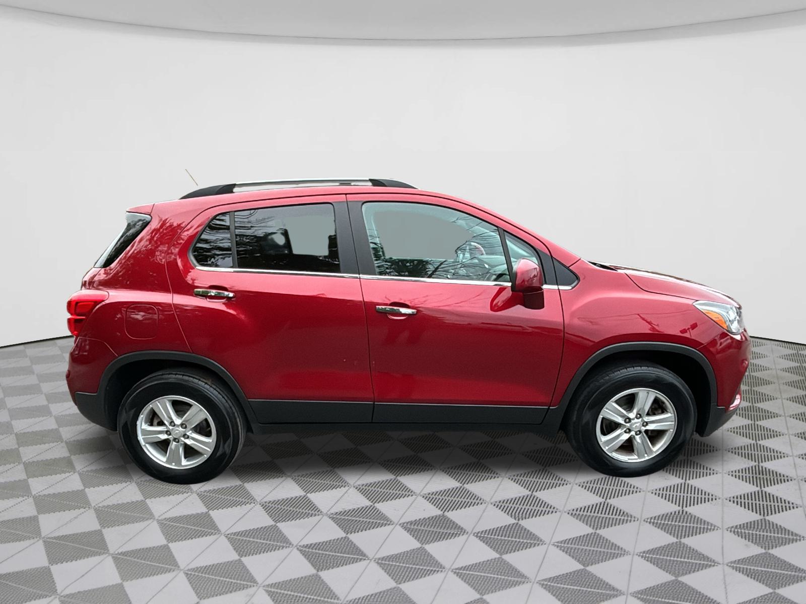 2019 Chevrolet Trax LT 8