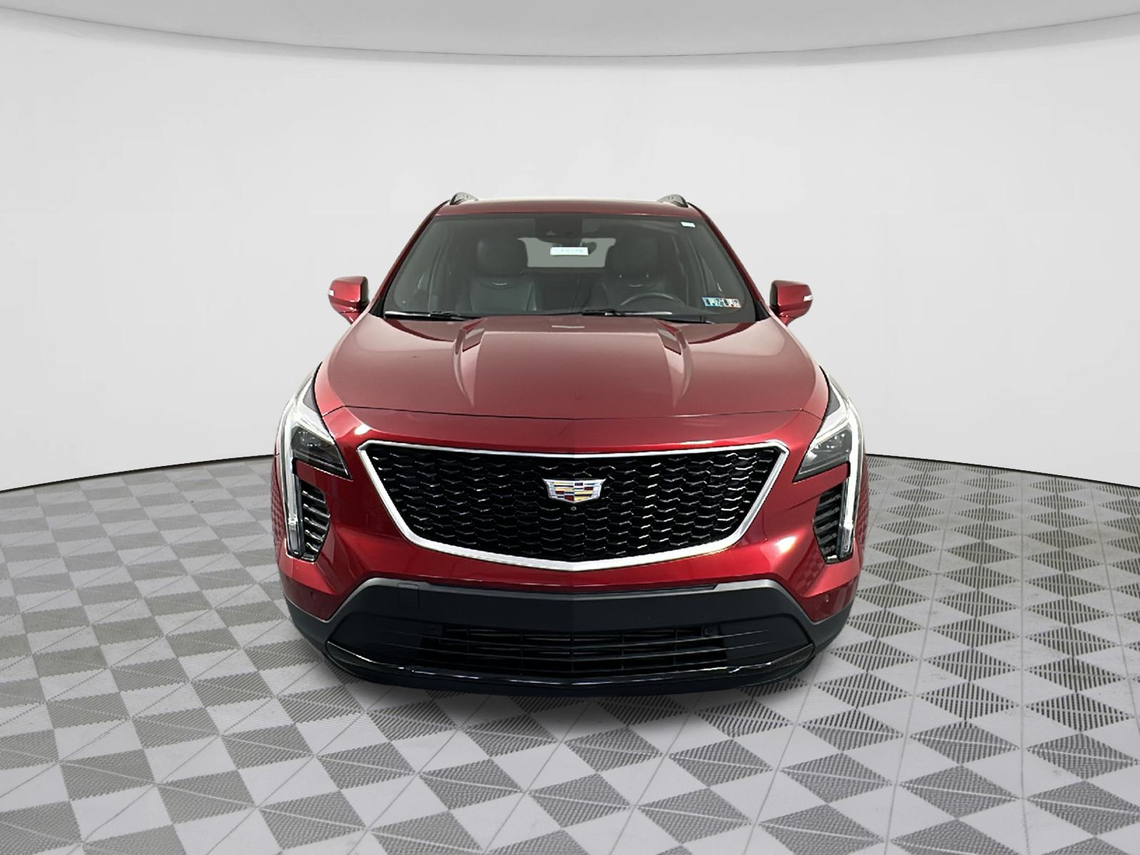 2019 Cadillac XT4 Sport 2