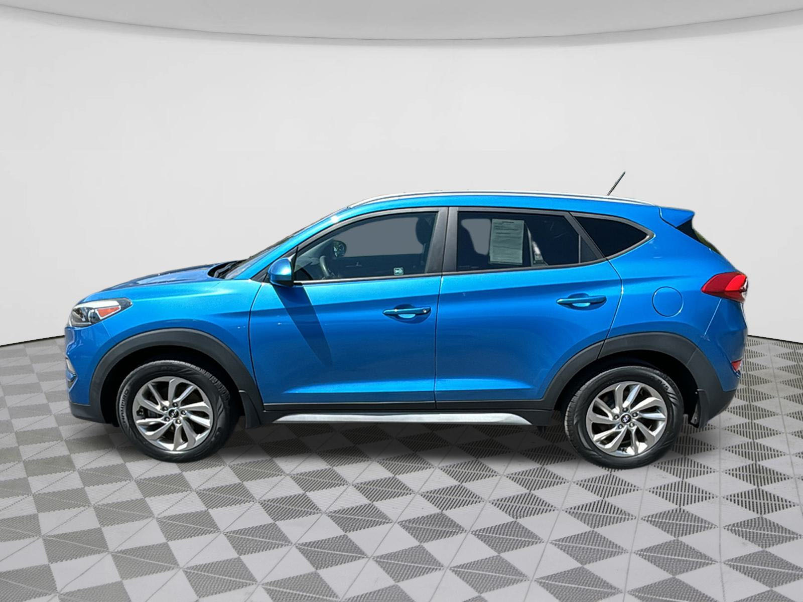 2017 Hyundai TUCSON  4