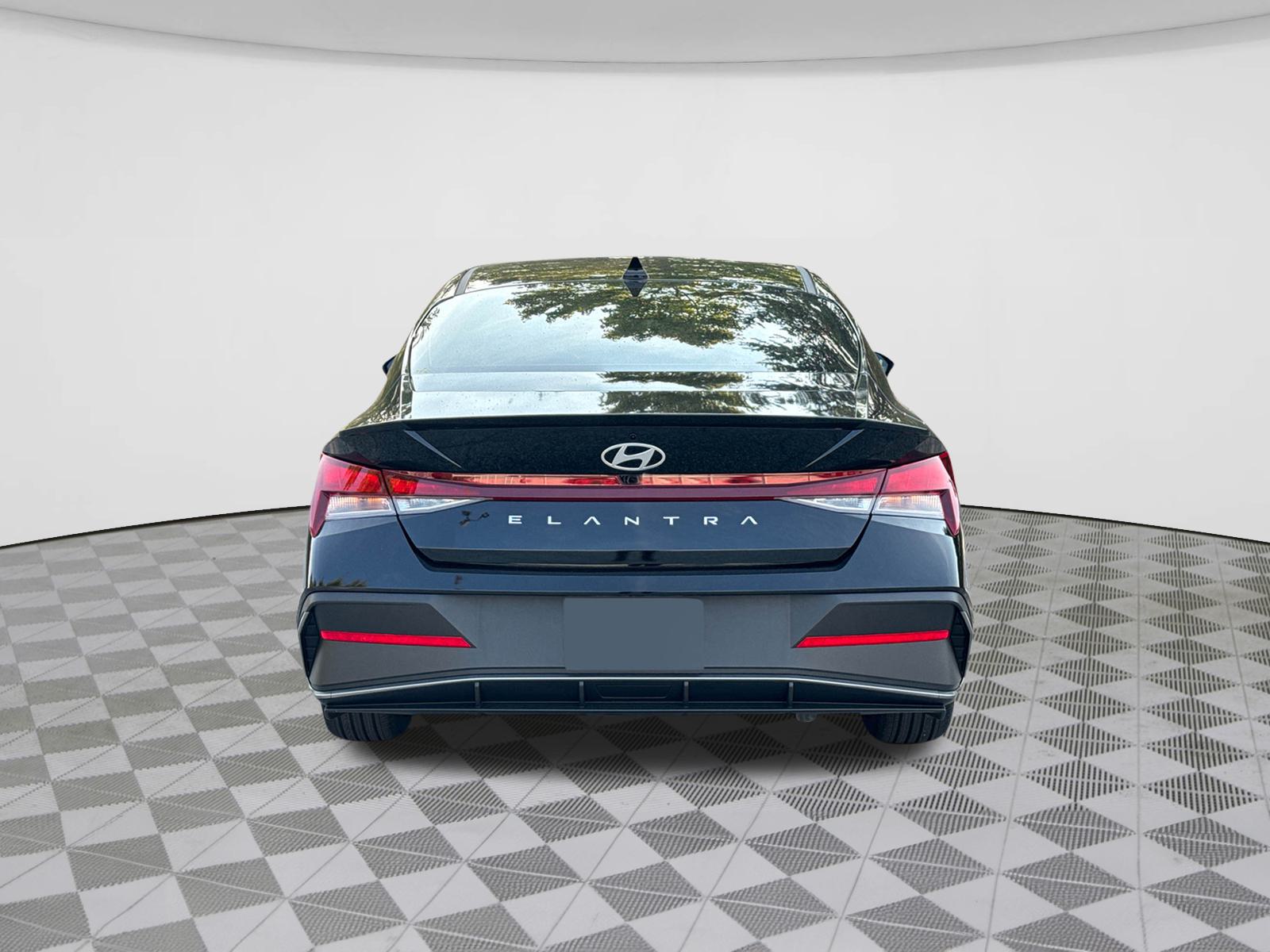 2025 Hyundai Elantra SEL 6