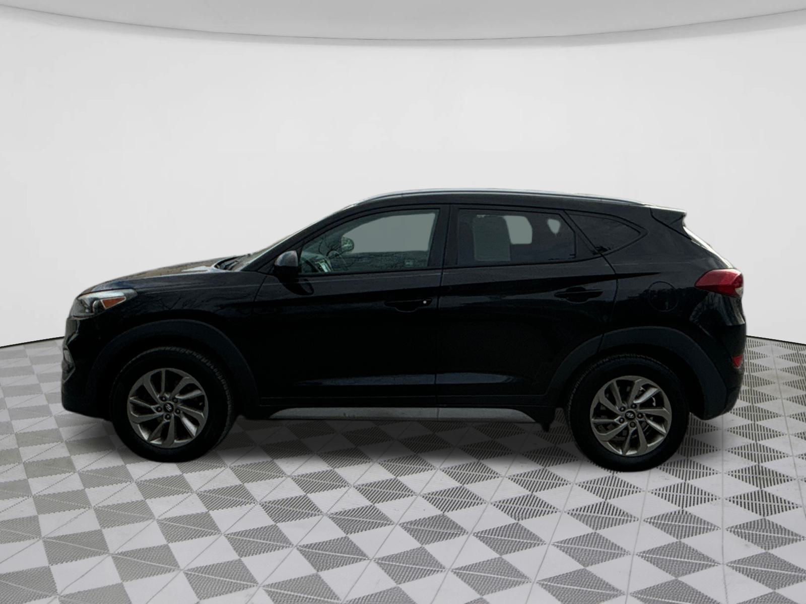 2017 Hyundai Tucson SE 4