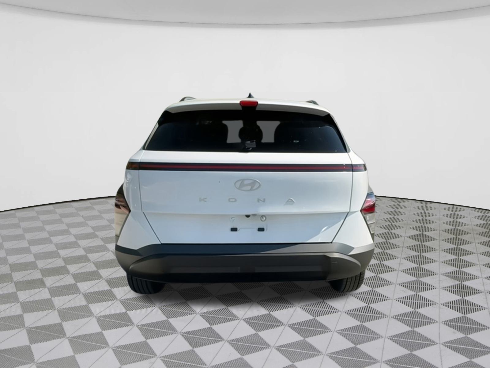 2025 Hyundai Kona SEL 6