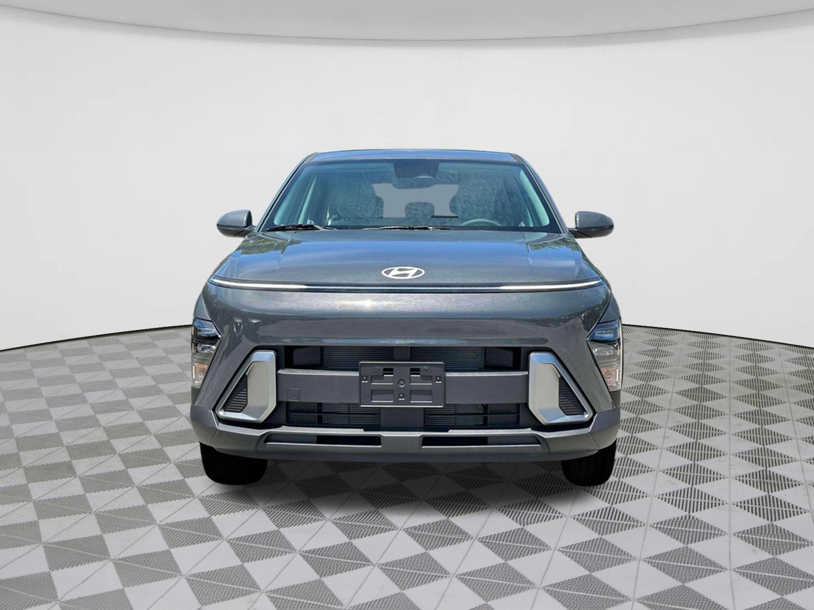 2025 Hyundai Kona SE 2