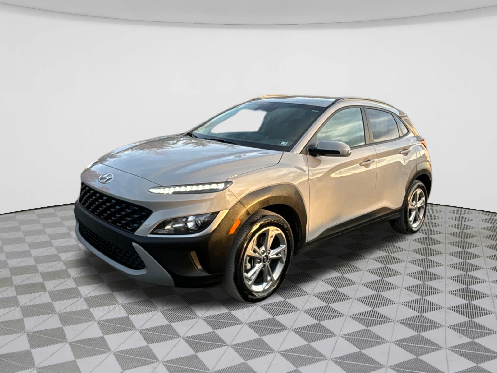 2023 Hyundai Kona SEL 3