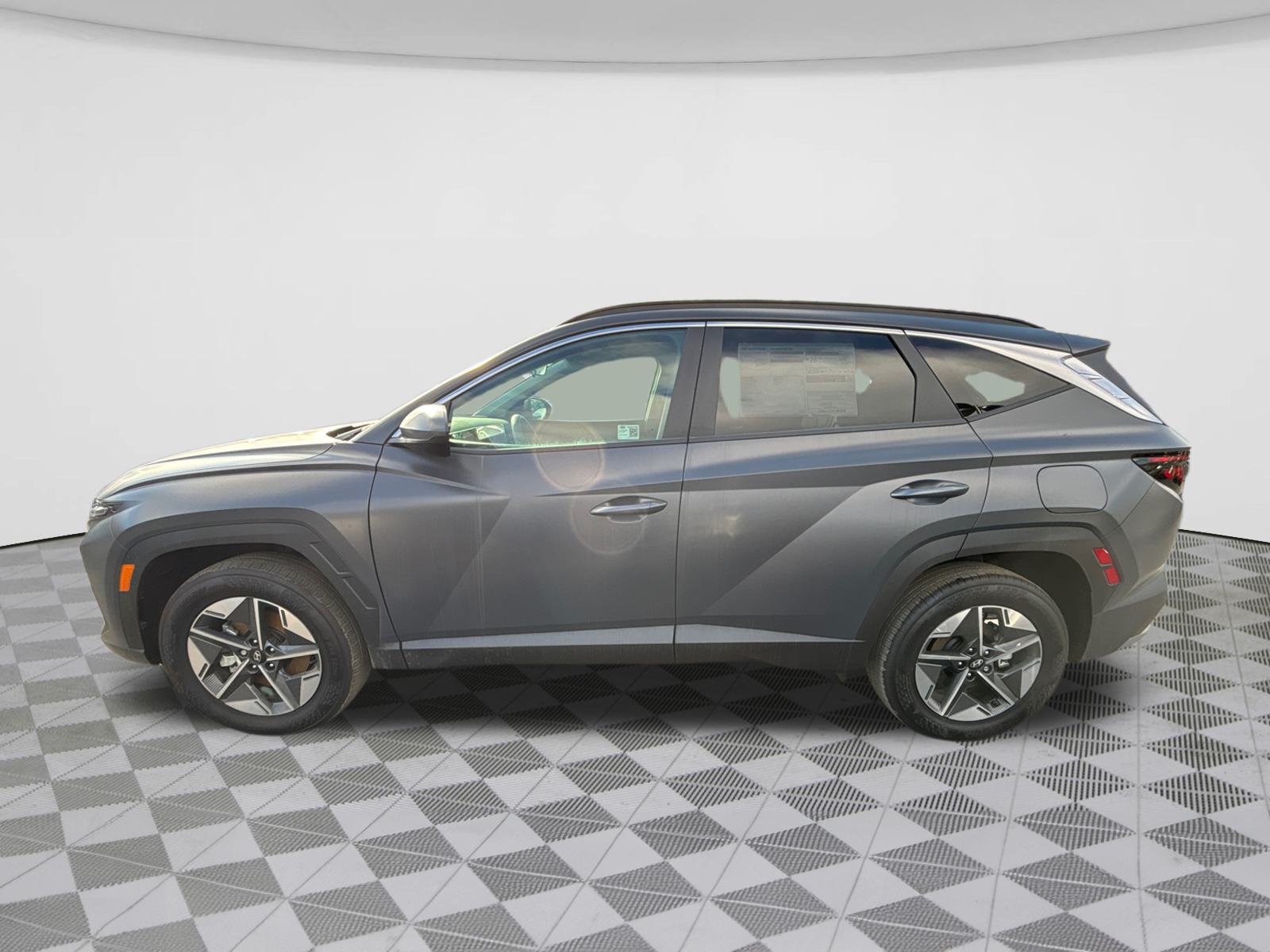 2025 Hyundai Tucson SEL 4