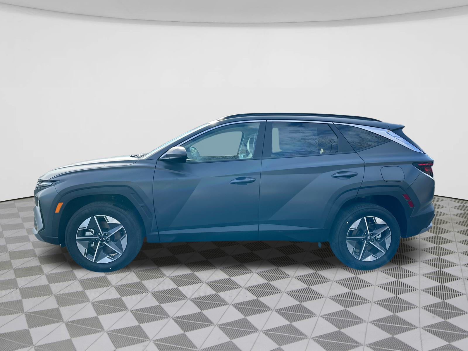 2025 Hyundai Tucson SEL 4